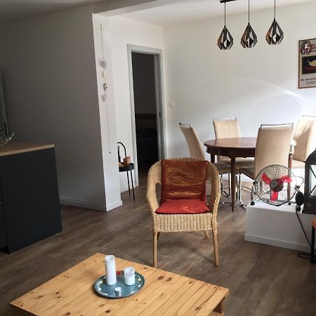A La Cour De Ribeauville Avec Garage Bagian luar foto